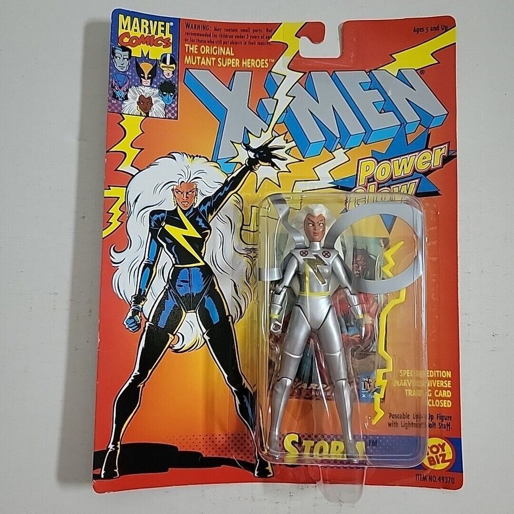 1993 ToyBiz Marvel The Uncanny X-Men STORM - Action Figure - MINT ON CARD